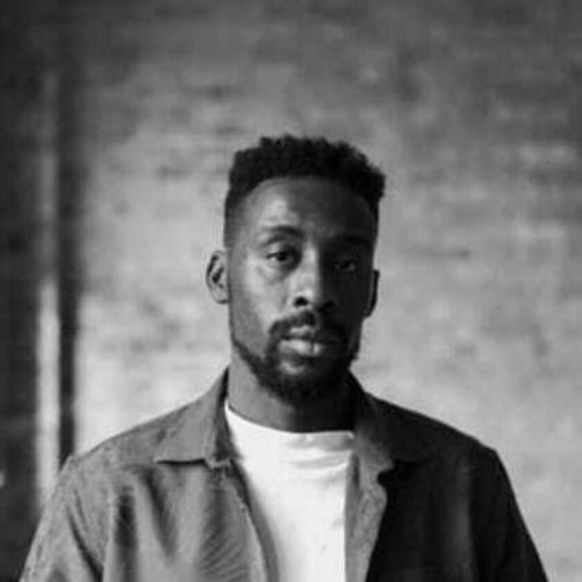 2 AYO VOLAS Humanitarian artist